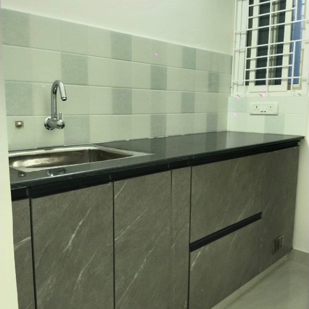 residence retreat kitchen