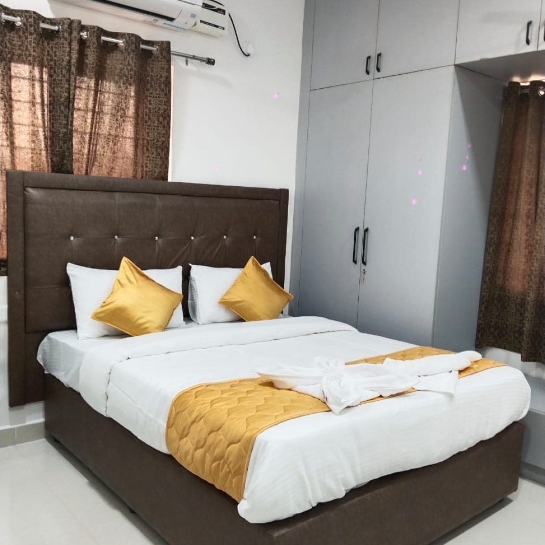 Mythri retreat room